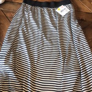 LuLaRoe Maxie Skirt